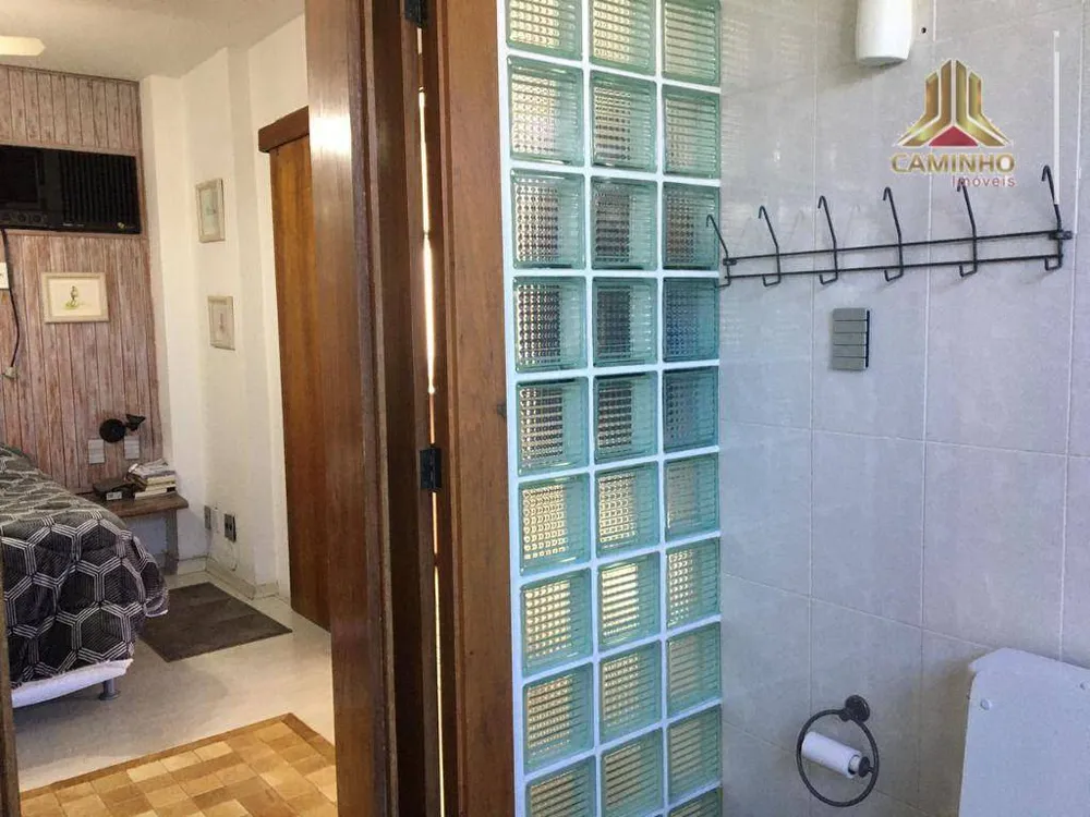 Apartamento, 3 quartos, 245 m² - Foto 1