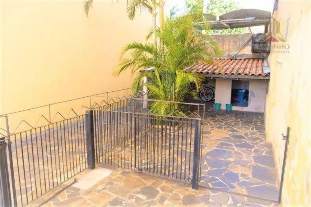 Casa, 3 quartos, 220 m² - Foto 2