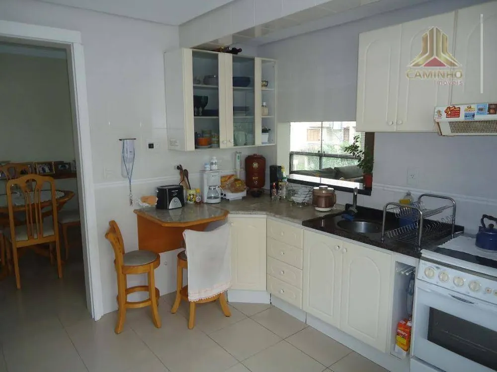 Cobertura, 3 quartos, 193 m² - Foto 4