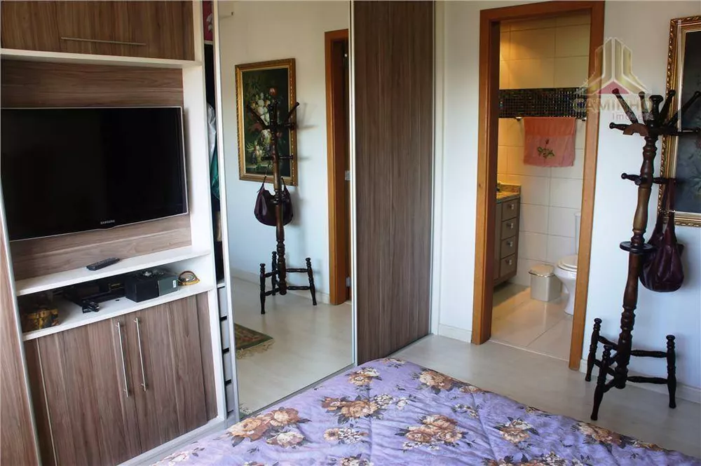 Apartamento à venda com 3 quartos, 96m² - Foto 9