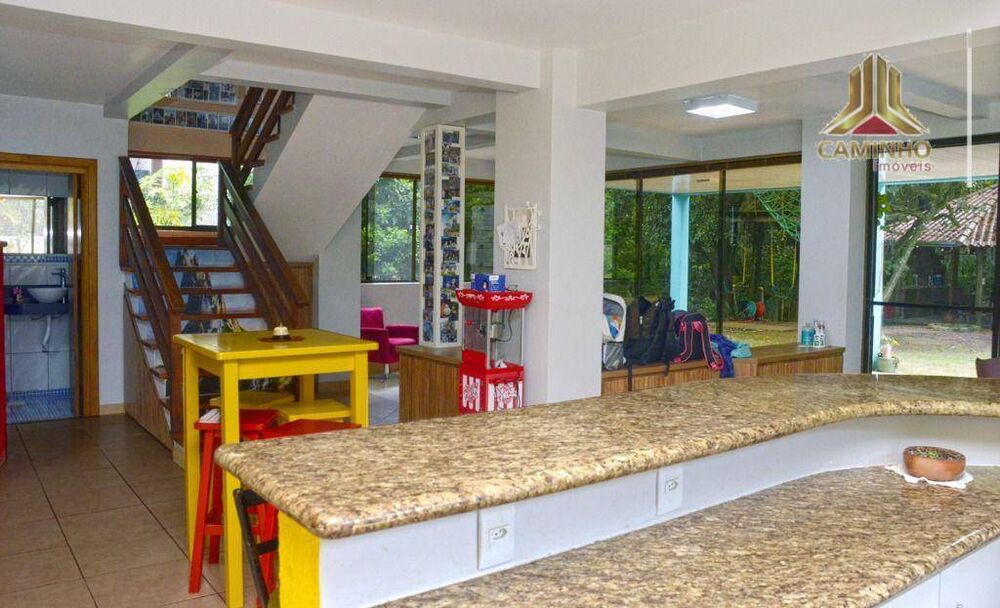 Casa de Condomínio à venda com 3 quartos, 345m² - Foto 1