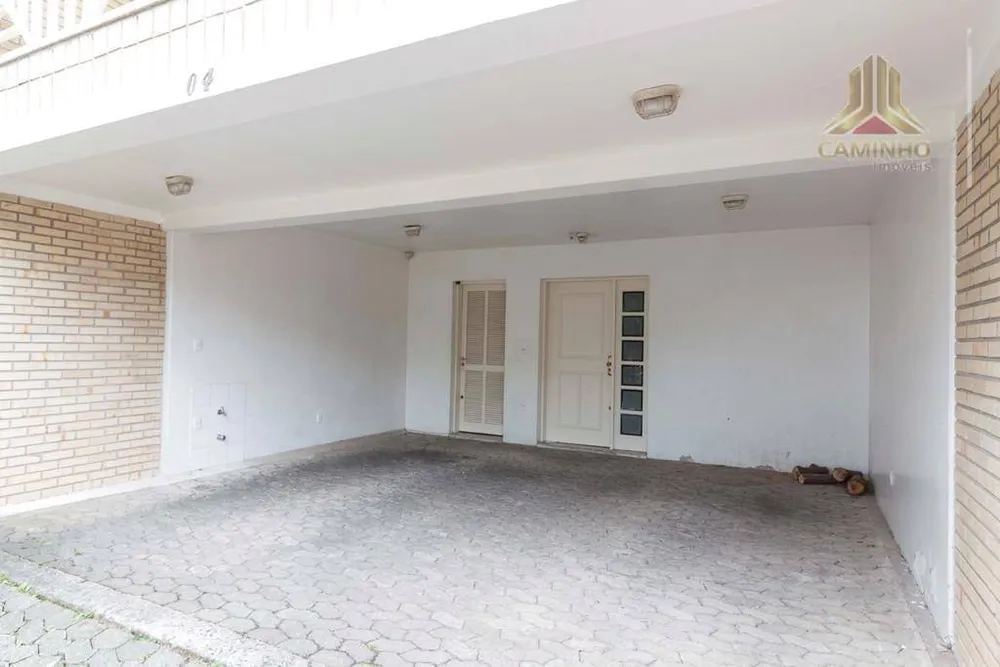 Sobrado, 3 quartos, 219 m² - Foto 2