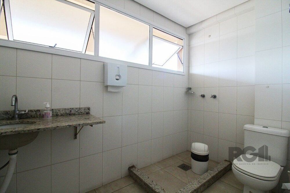 Apartamento à venda com 3 quartos, 80m² - Foto 2