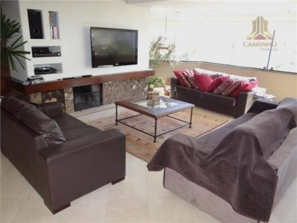 Apartamento, 3 quartos, 145 m² - Foto 1