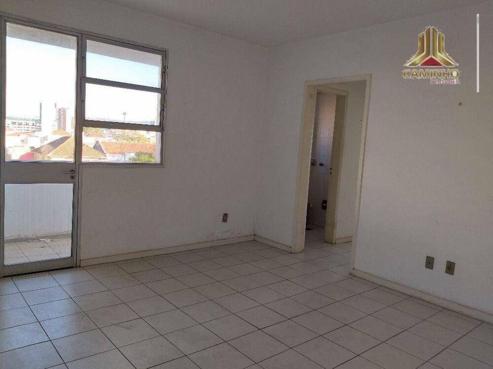 Apartamento à venda com 2 quartos, 73m² - Foto 1