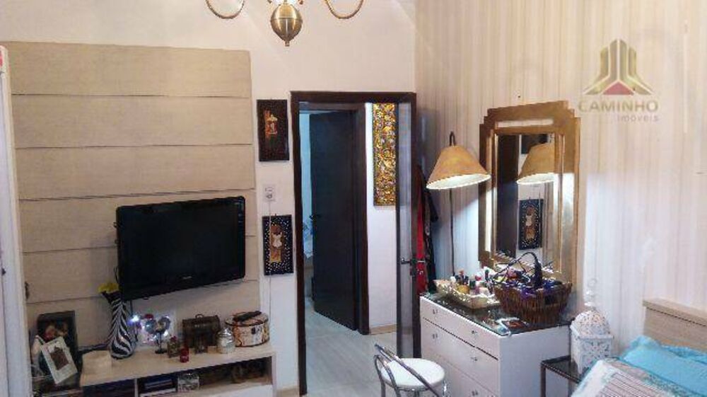 Apartamento à venda com 2 quartos, 68m² - Foto 1