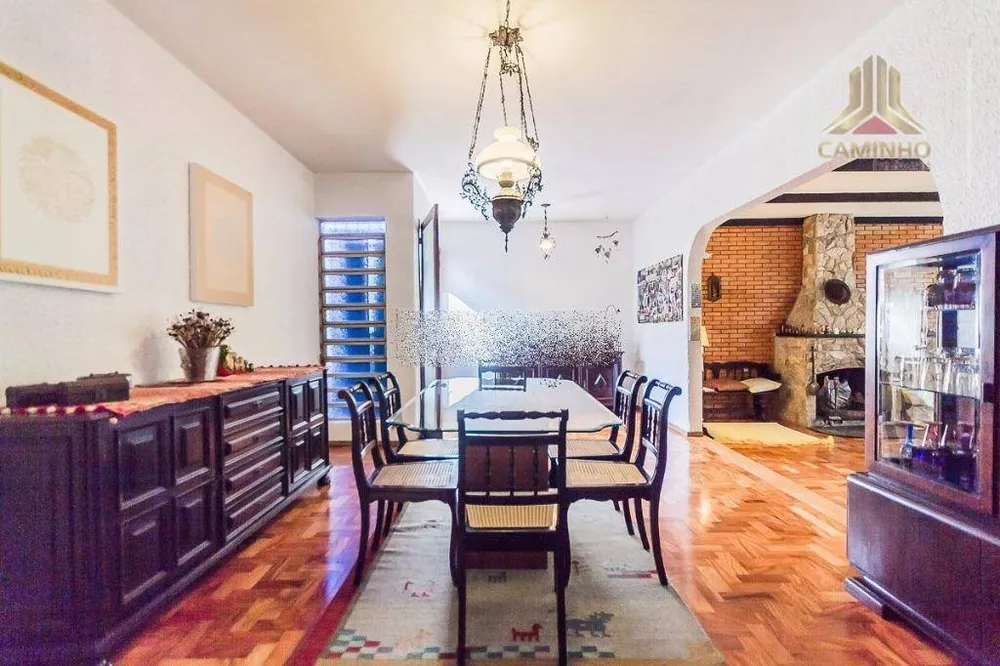 Casa, 3 quartos, 250 m² - Foto 1