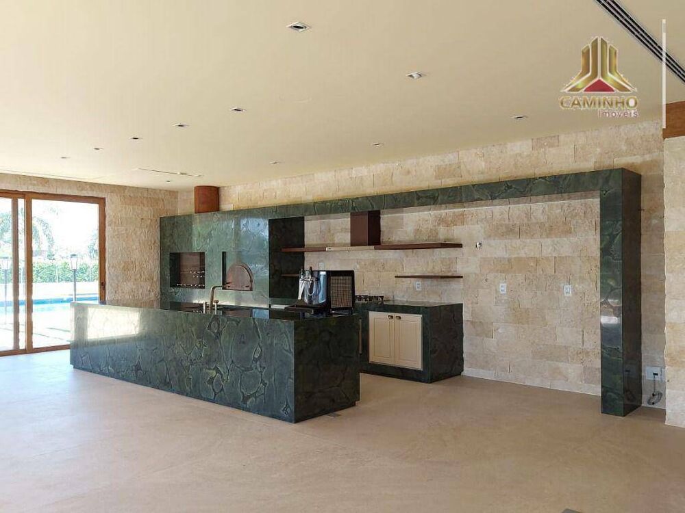 Casa de Condomínio à venda com 5 quartos, 2100m² - Foto 2