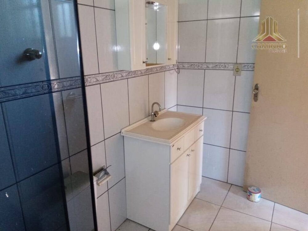 Casa à venda com 3 quartos, 181m² - Foto 7