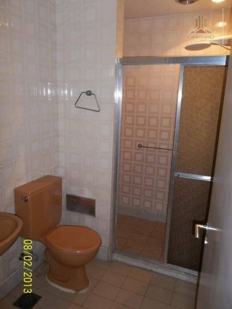 Casa à venda com 3 quartos, 393m² - Foto 2
