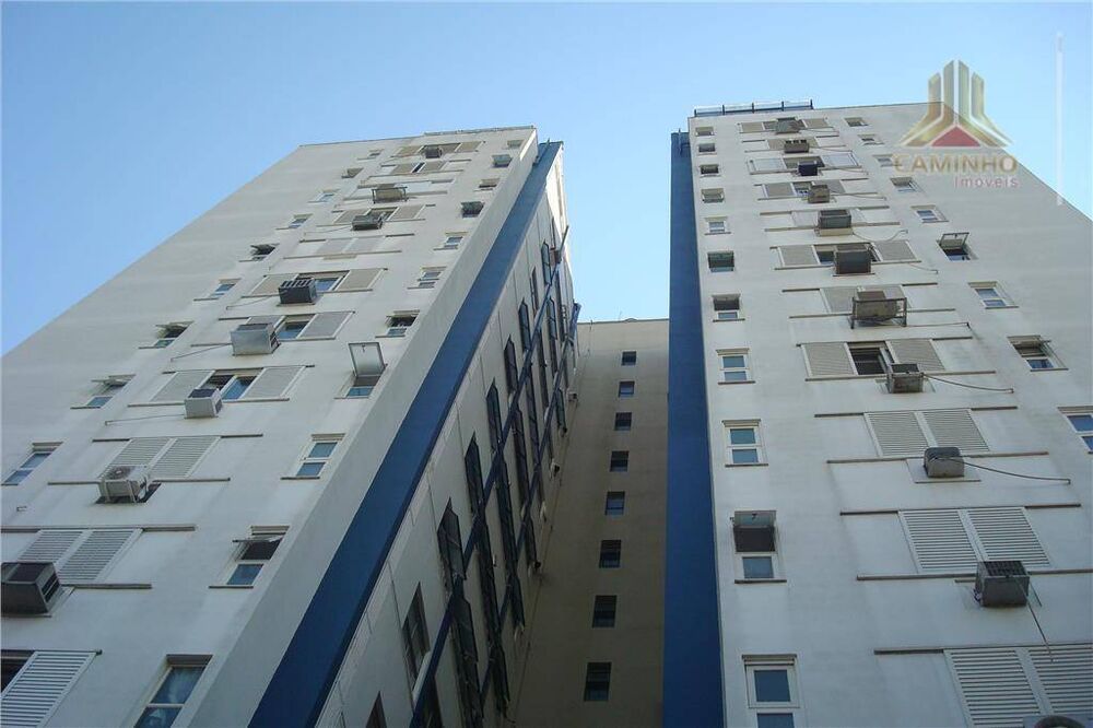 Cobertura à venda com 2 quartos, 223m² - Foto 4