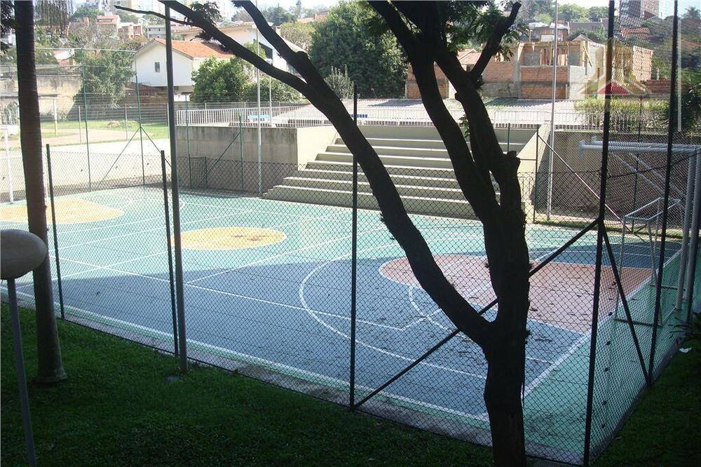 Cobertura à venda com 2 quartos, 223m² - Foto 2