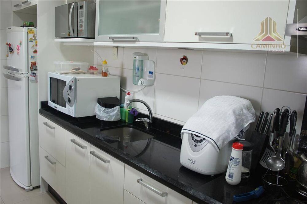 Apartamento à venda com 3 quartos, 96m² - Foto 3