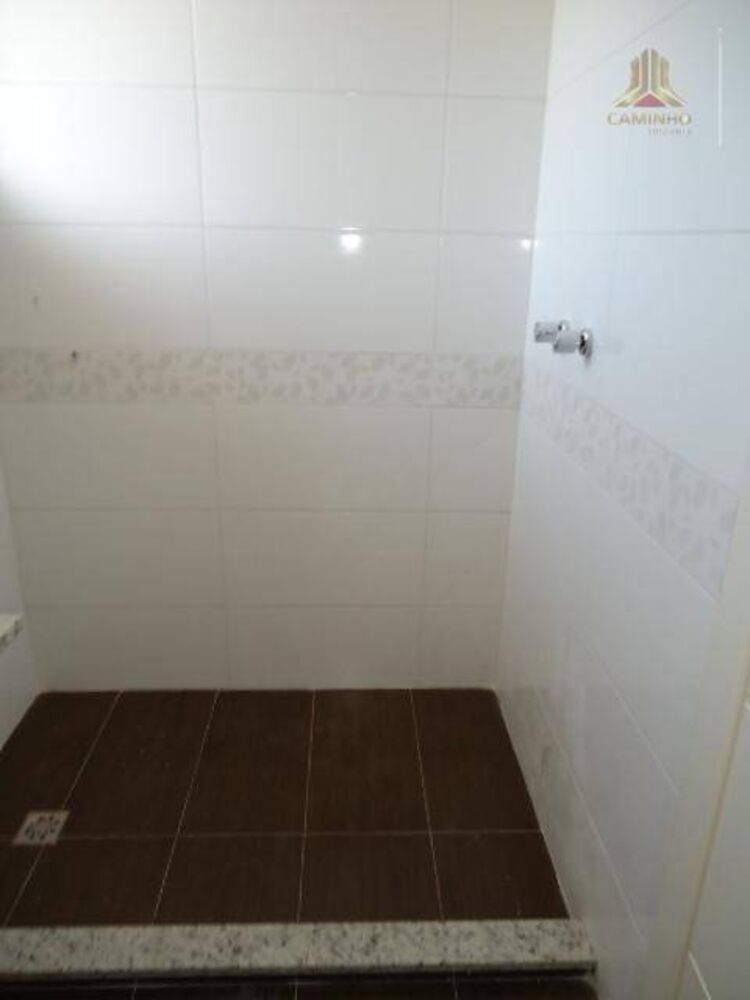 Casa à venda com 3 quartos, 196m² - Foto 5