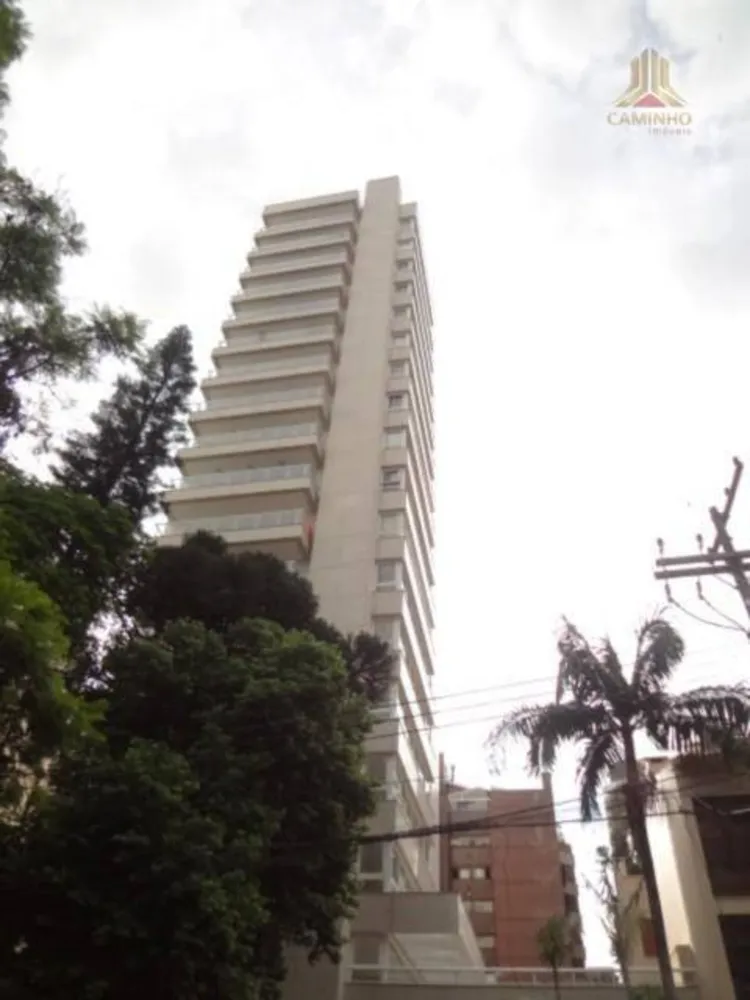Apartamento, 3 quartos, 237 m² - Foto 1