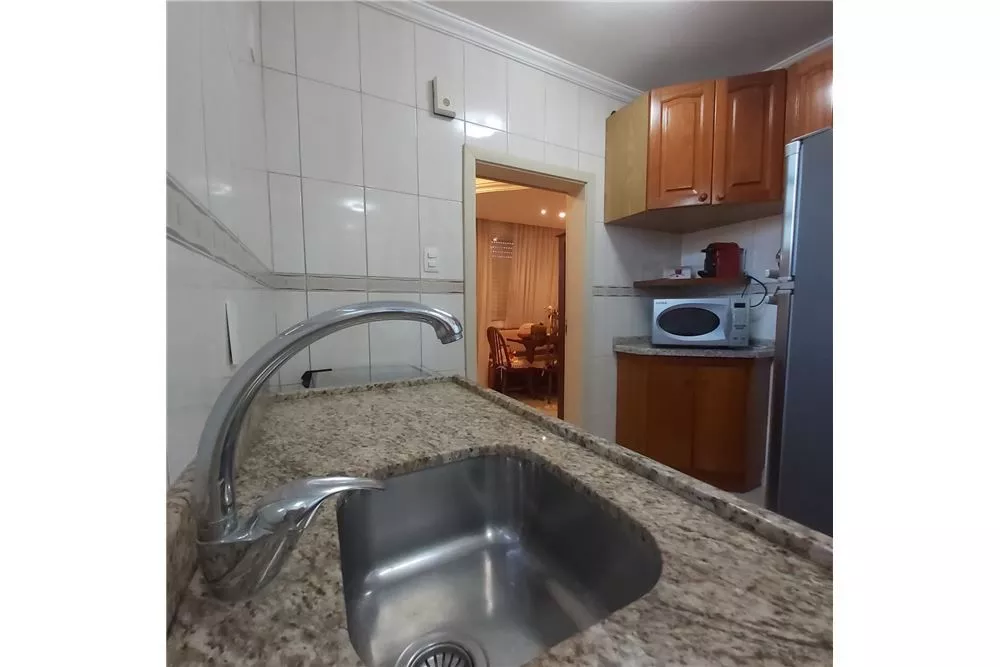 Apartamento à venda com 2 quartos, 60m² - Foto 2