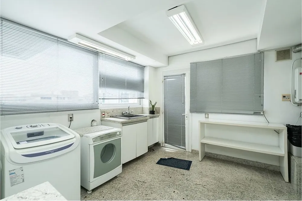 Cobertura, 4 quartos, 696 m² - Foto 1