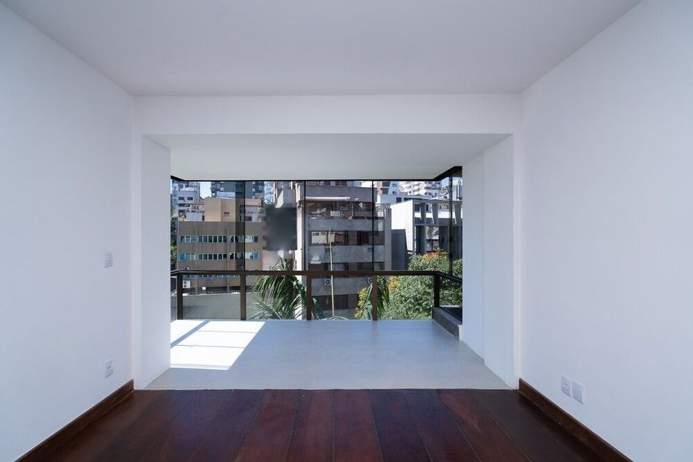 Cobertura à venda com 3 quartos, 244m² - Foto 1