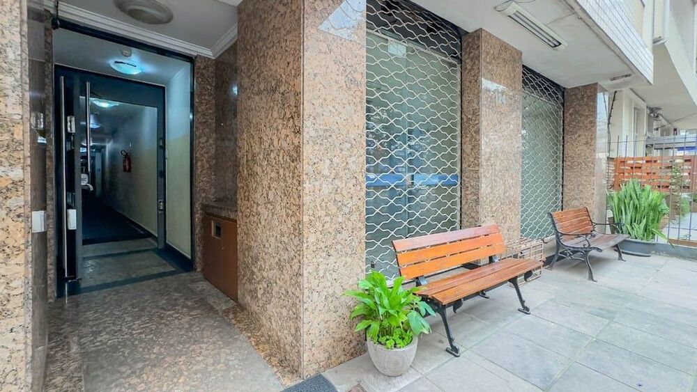 Apartamento à venda com 3 quartos, 101m² - Foto 4
