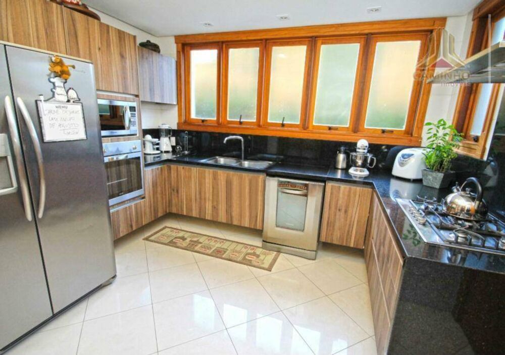 Casa à venda com 3 quartos, 436m² - Foto 2