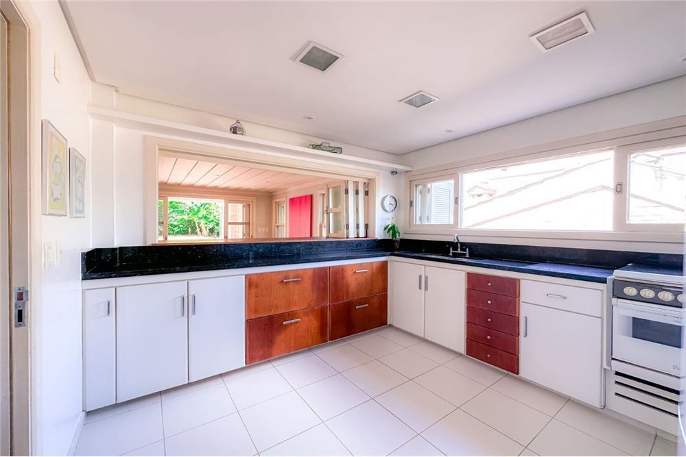 Casa de Condomínio à venda com 3 quartos, 275m² - Foto 19