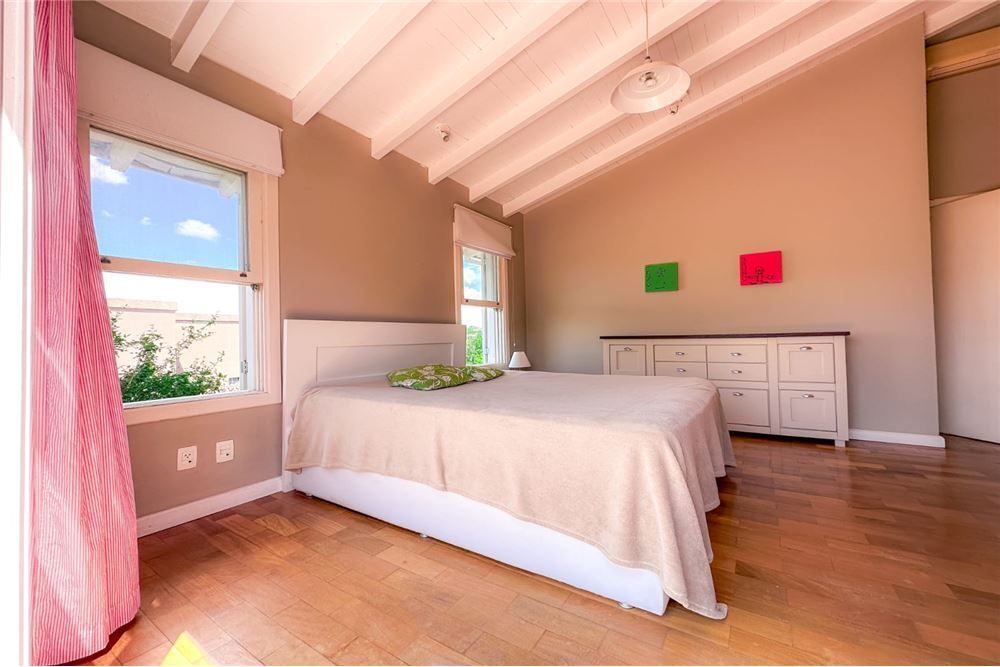 Casa de Condomínio à venda com 3 quartos, 275m² - Foto 11