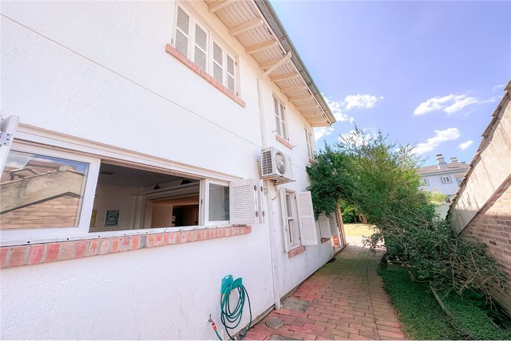 Casa de Condomínio à venda com 3 quartos, 275m² - Foto 14
