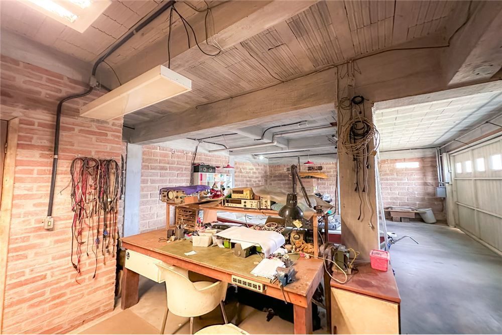 Casa de Condomínio à venda com 3 quartos, 275m² - Foto 4