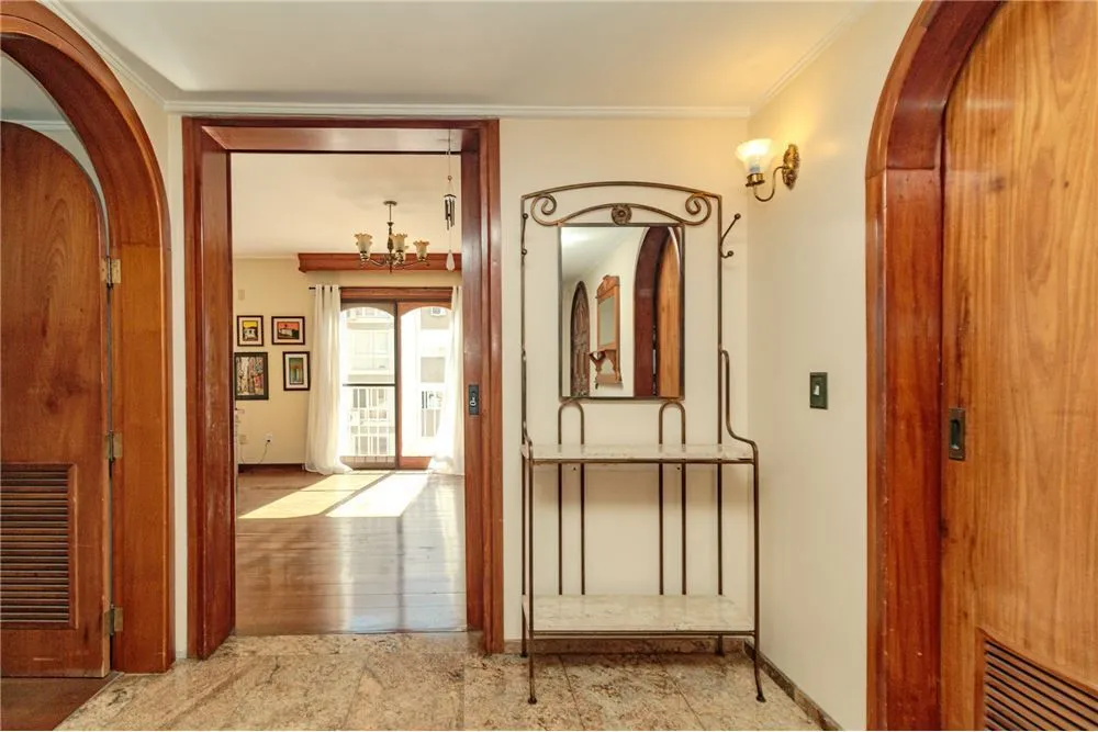 Apartamento, 3 quartos, 155 m² - Foto 2