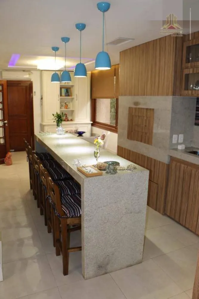 Apartamento, 3 quartos, 259 m² - Foto 4