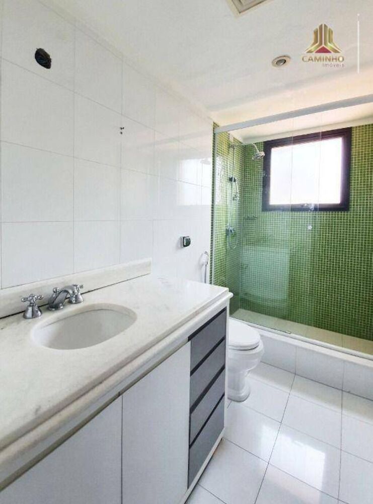 Apartamento à venda com 3 quartos, 258m² - Foto 13
