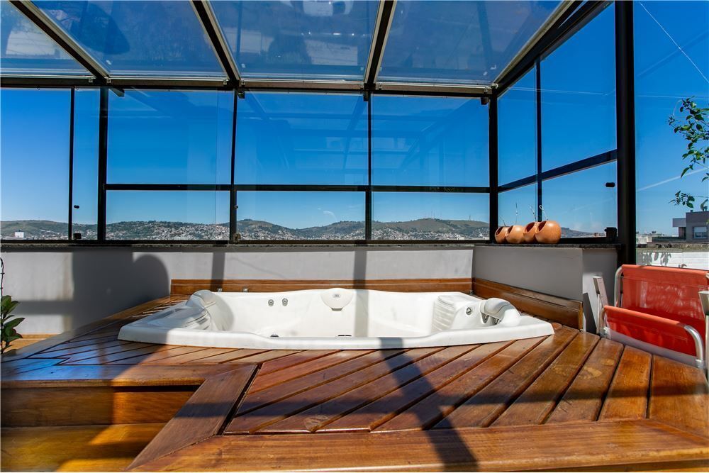 Cobertura à venda com 2 quartos, 190m² - Foto 4