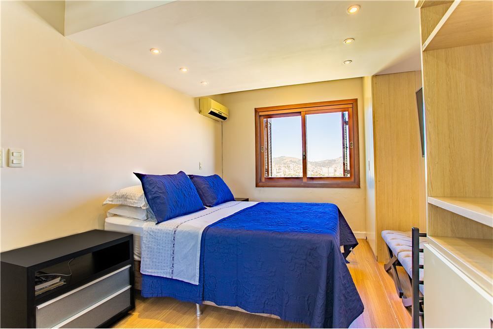 Cobertura à venda com 2 quartos, 190m² - Foto 2