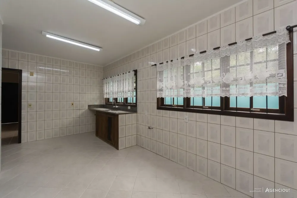 Casa, 3 quartos, 327 m² - Foto 2