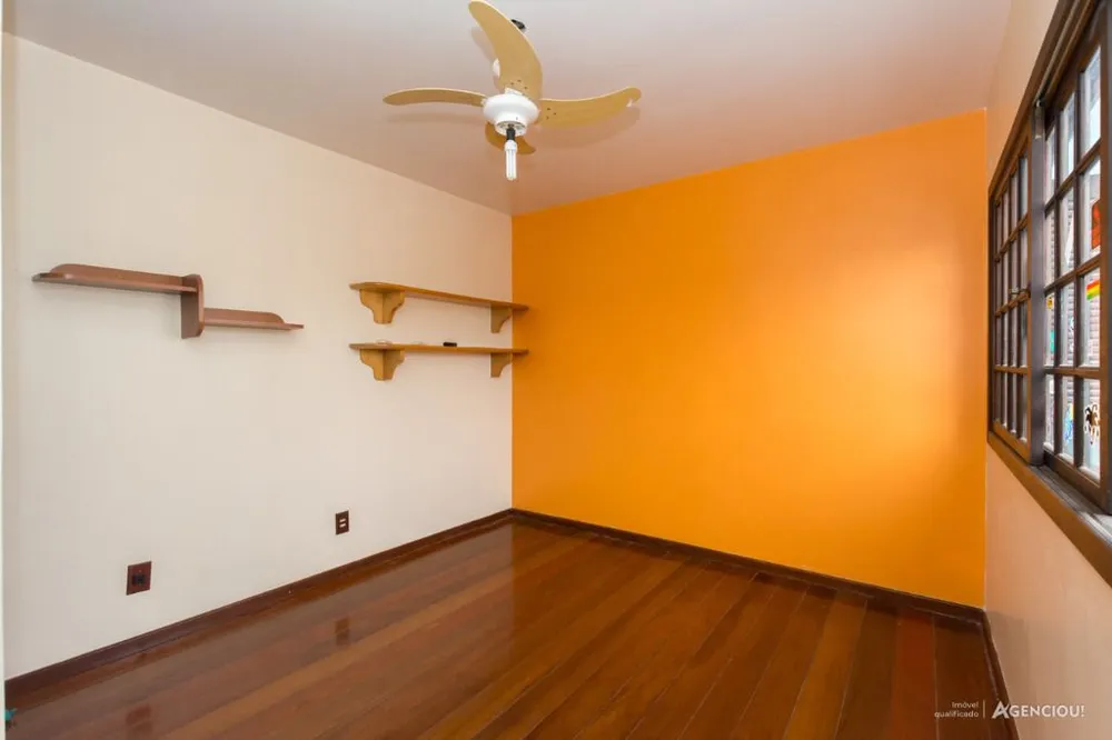 Casa, 3 quartos, 327 m² - Foto 1
