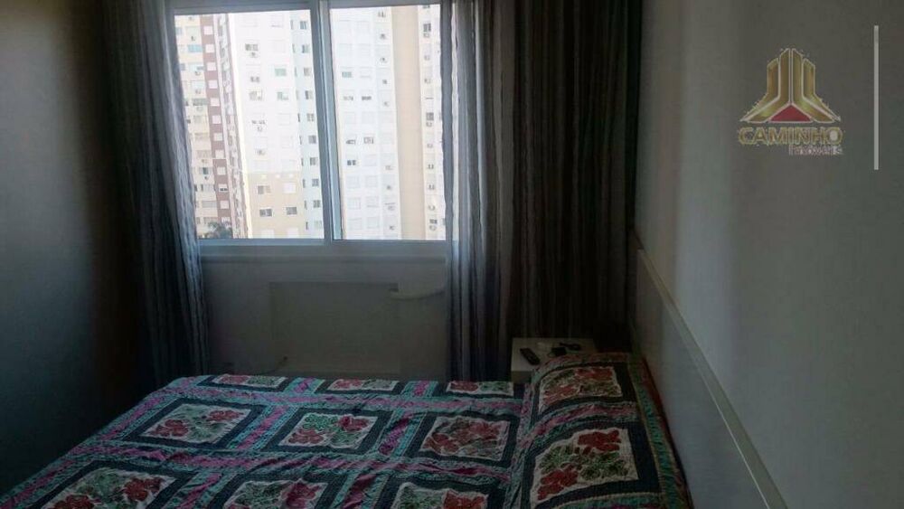 Apartamento à venda com 3 quartos, 74m² - Foto 2