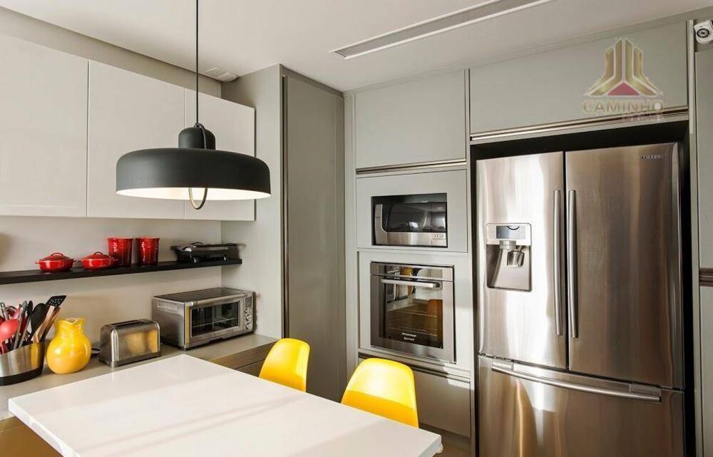 Apartamento à venda com 3 quartos, 201m² - Foto 3