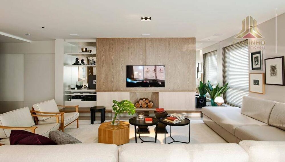 Apartamento à venda com 3 quartos, 201m² - Foto 1