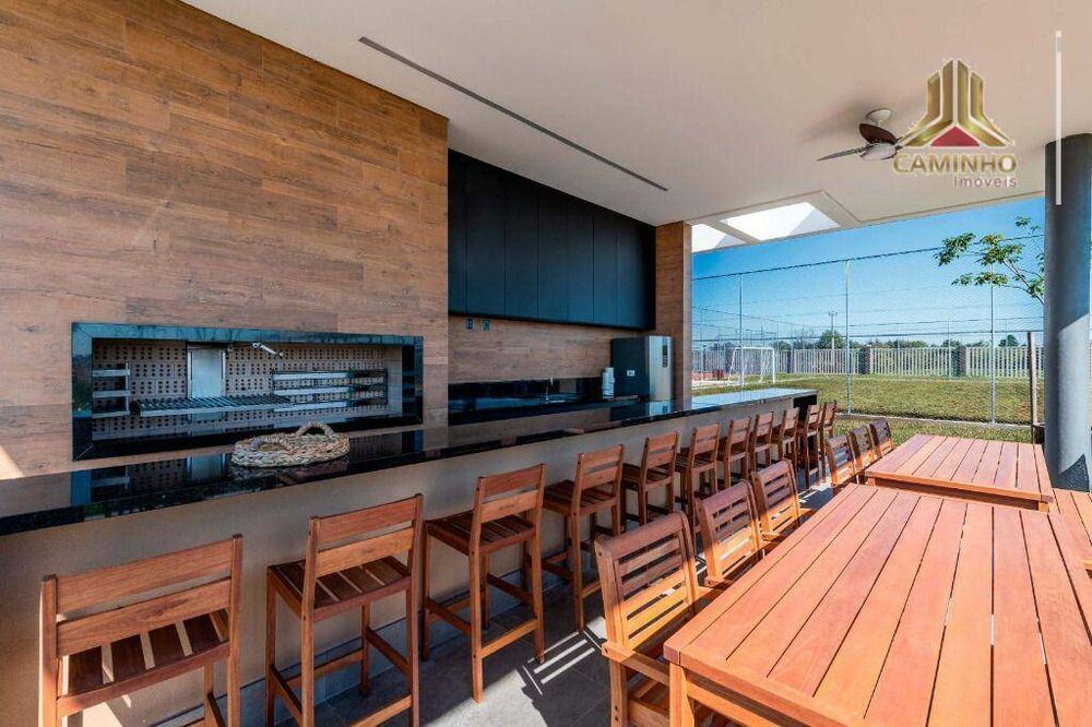 Casa de Condomínio à venda com 3 quartos, 216m² - Foto 2