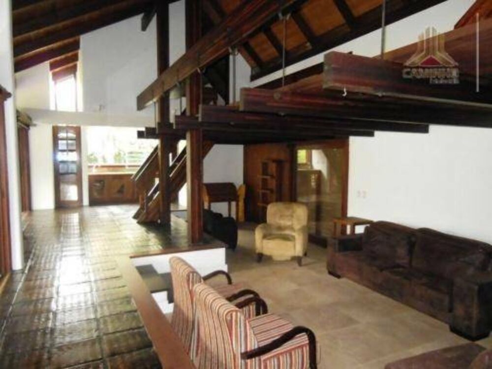 Casa, 4 quartos, 650 m² - Foto 1