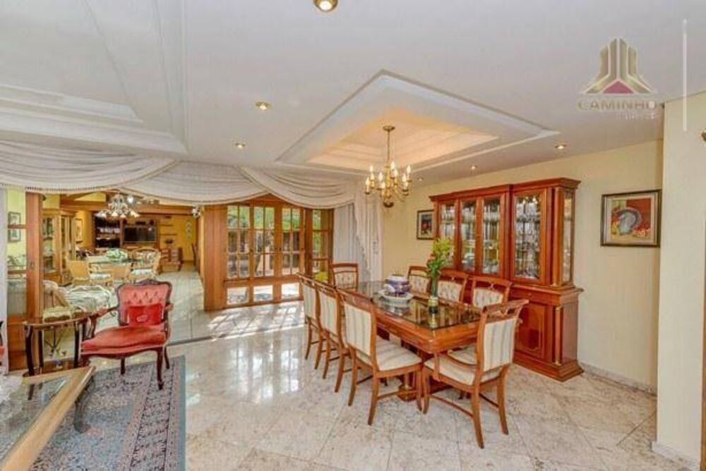 Casa à venda com 4 quartos, 450m² - Foto 3