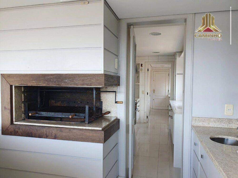 Apartamento à venda com 3 quartos, 230m² - Foto 7