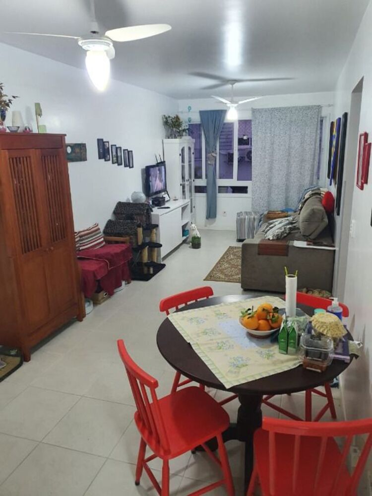 Apartamento à venda com 2 quartos, 80m² - Foto 2