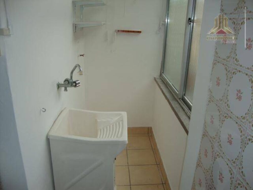 Apartamento à venda com 2 quartos, 70m² - Foto 5