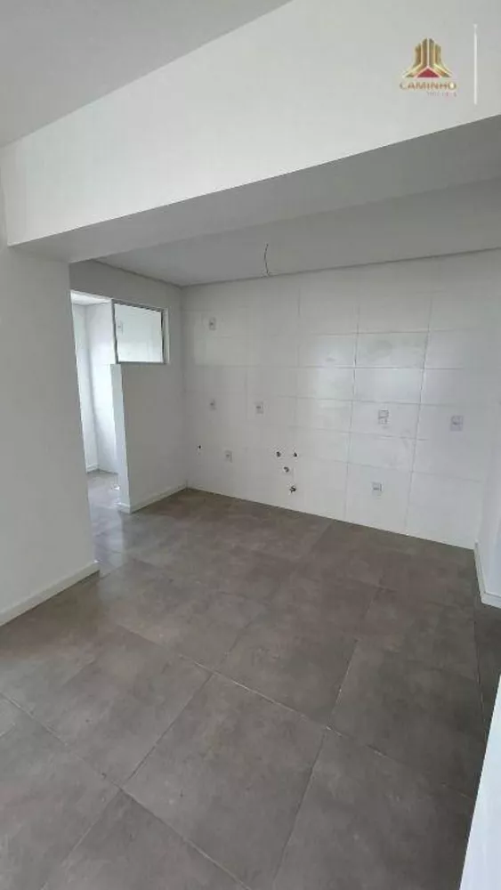 Apartamento à venda com 3 quartos, 130m² - Foto 4