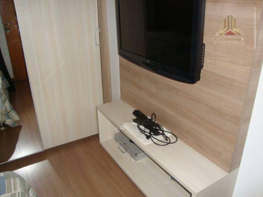 Apartamento à venda com 2 quartos, 49m² - Foto 2