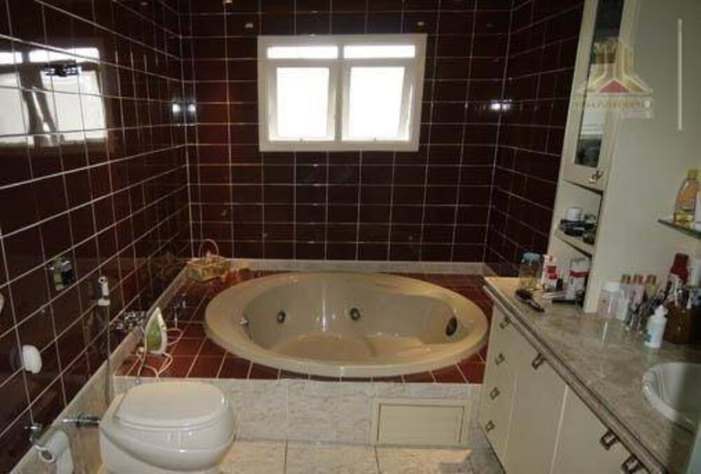Casa à venda com 4 quartos, 470m² - Foto 2