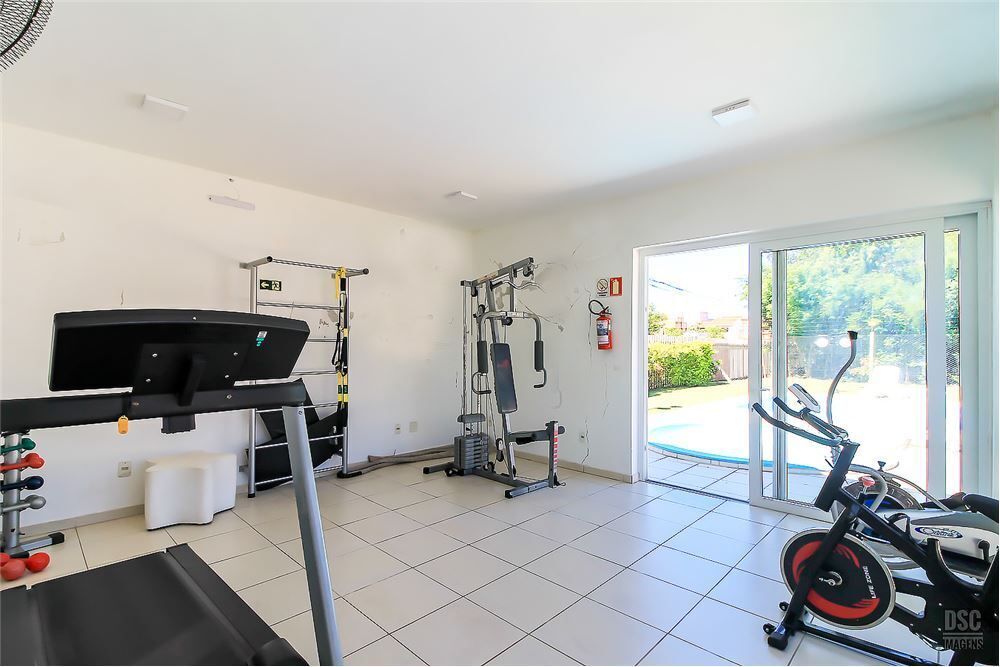 Casa de Condomínio à venda com 3 quartos, 150m² - Foto 2