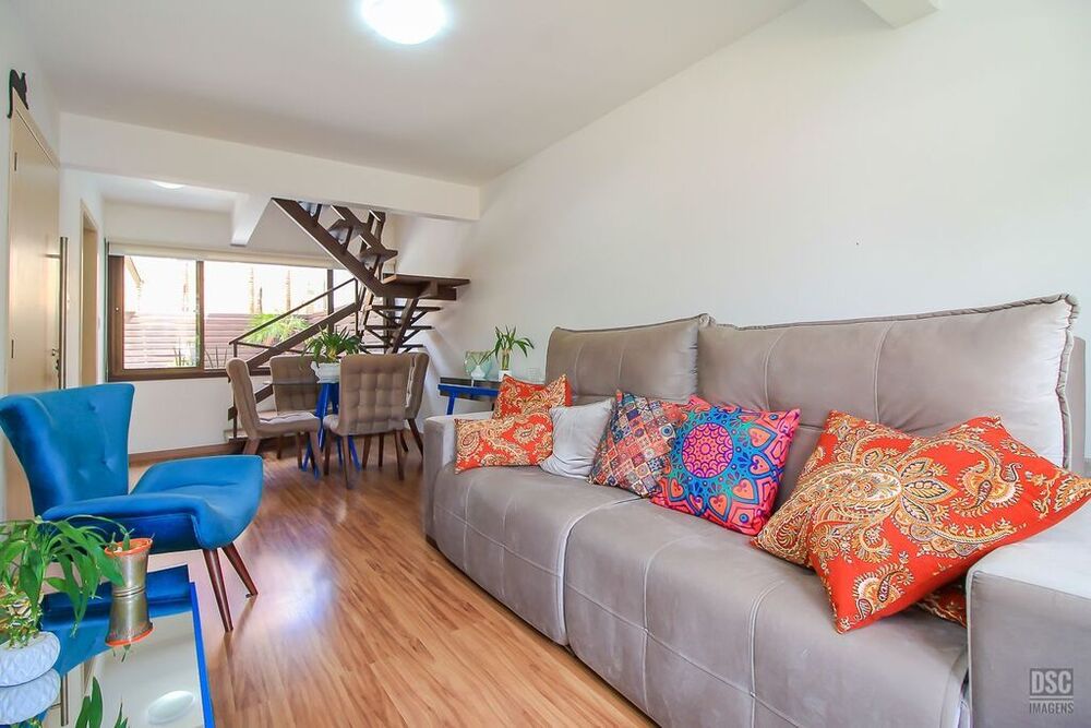 Casa de Condomínio à venda com 2 quartos, 122m² - Foto 1
