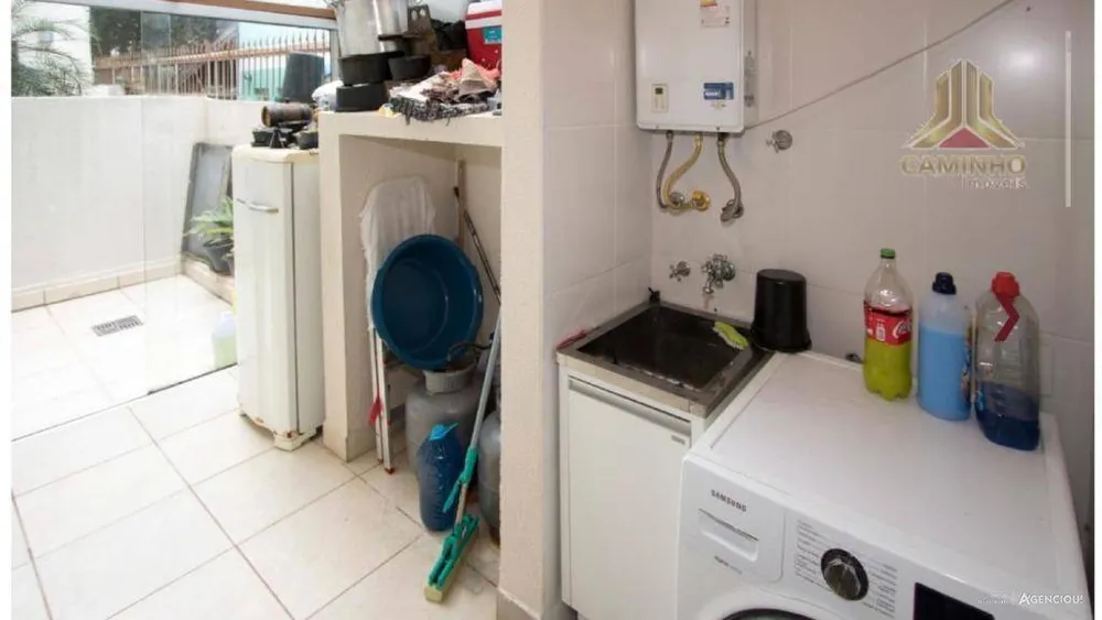 Casa, 3 quartos, 217 m² - Foto 3